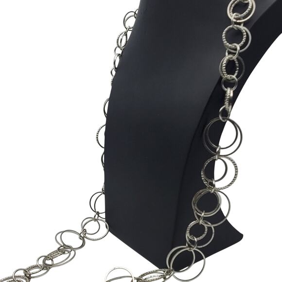 JLO Long Silver Tone Loop Necklace Boho Circle Ring Round Link Flapper Chain Y2K - Picture 2 of 7